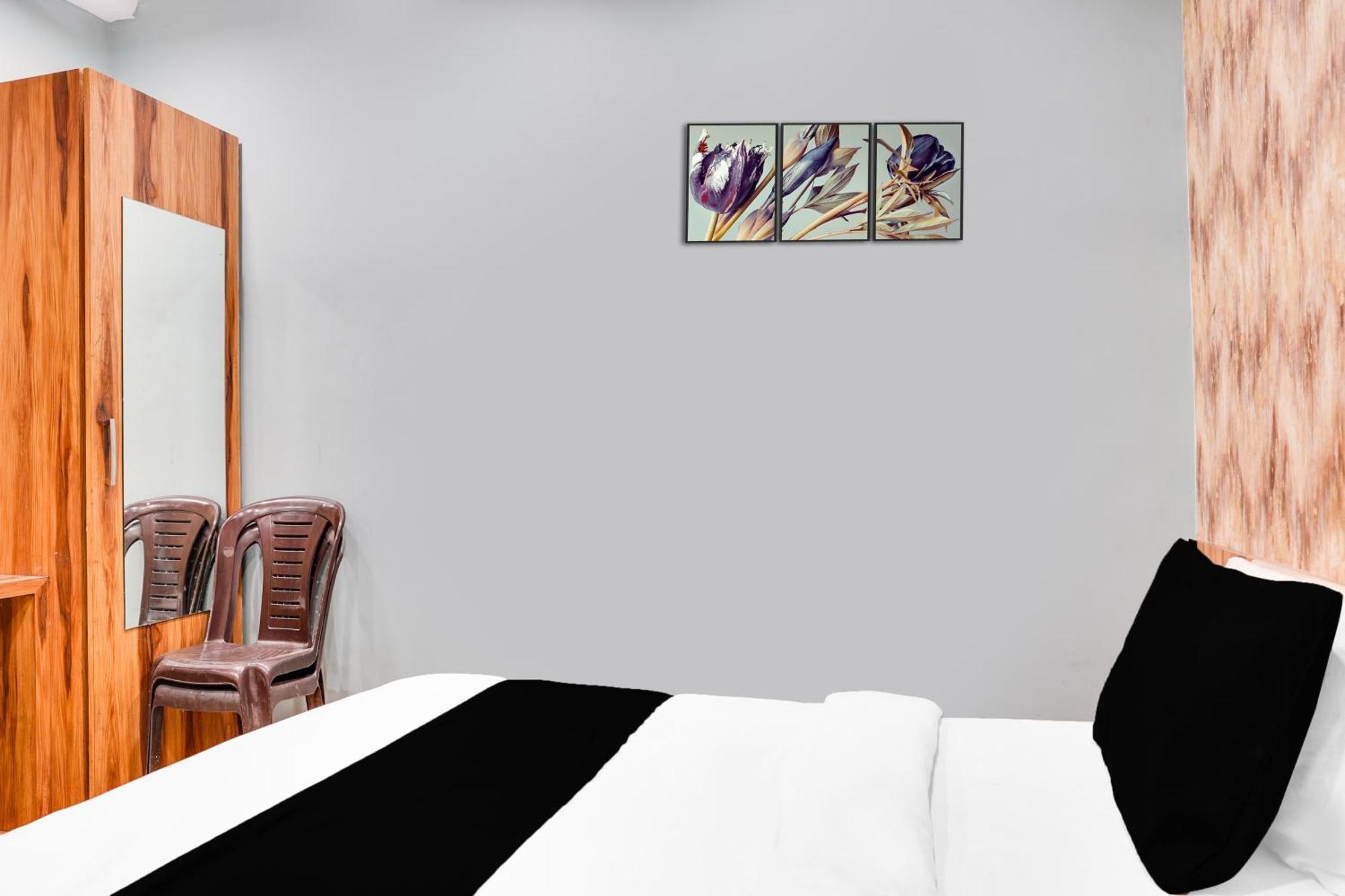 Hotel O Shri Vilas Bhopal Zewnętrze zdjęcie
