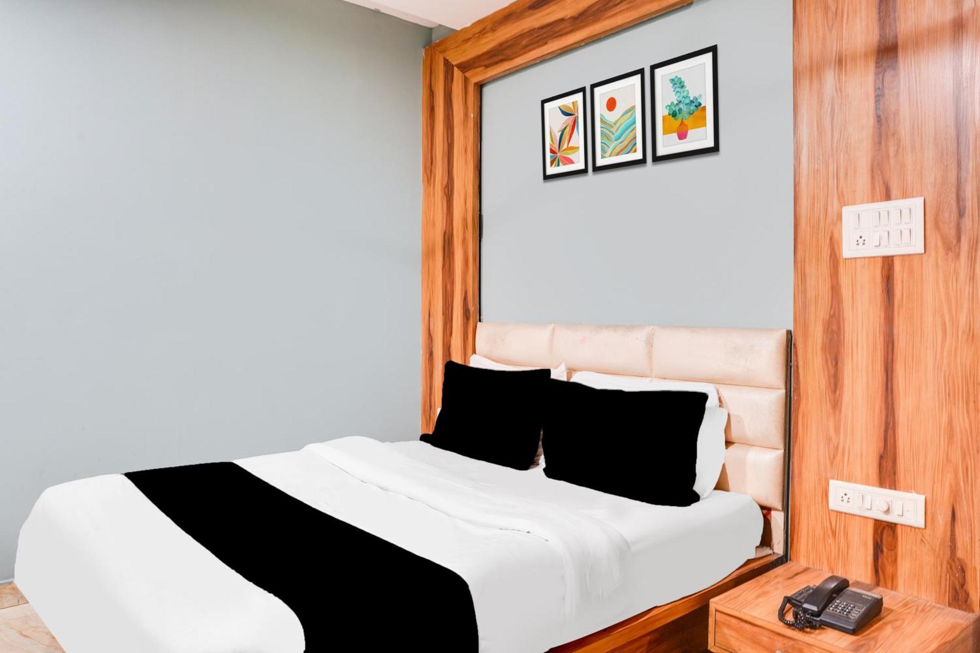 Hotel O Shri Vilas Bhopal Zewnętrze zdjęcie
